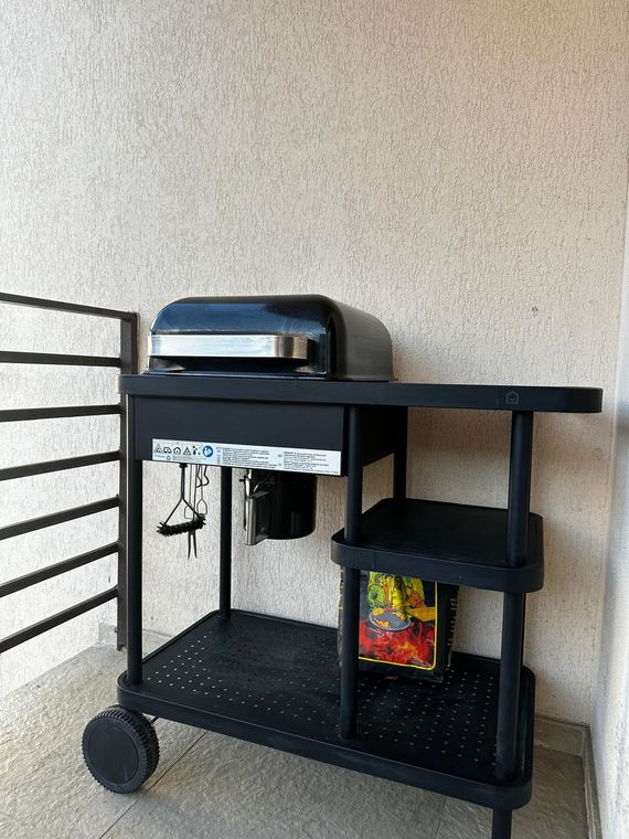 Apartament de închiriat Mamaia Nord pe noapte – Best Apartment Mamaia Nord, balcon & terasă