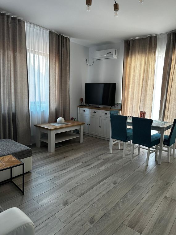 Cazare Mamaia Nord fără mașină – Best Apartment Mamaia Nord, living