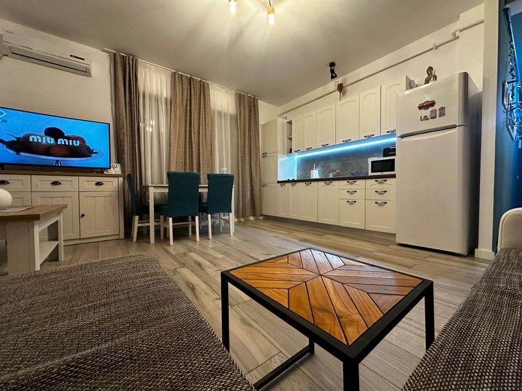 Cazare Mamaia Nord lângă Lidl – Best Apartment Mamaia Nord, living