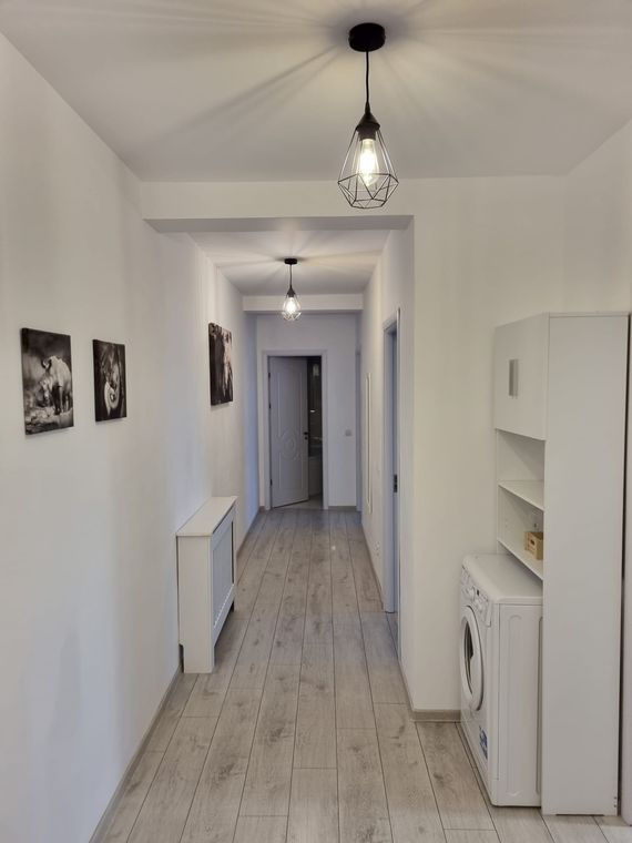 Cazare Suceava fără costuri ascunse – Best Apartment Suceava, hol & intrare