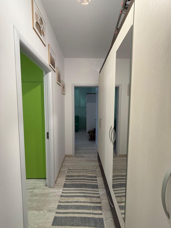 Cazare Suceava zona liniștită – Mary's Studio, hol & intrare