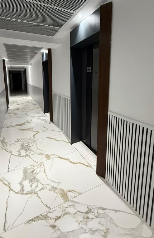 Apartament Mamaia Nord self check-in – Mirami Studio White Titanic, hol & intrare
