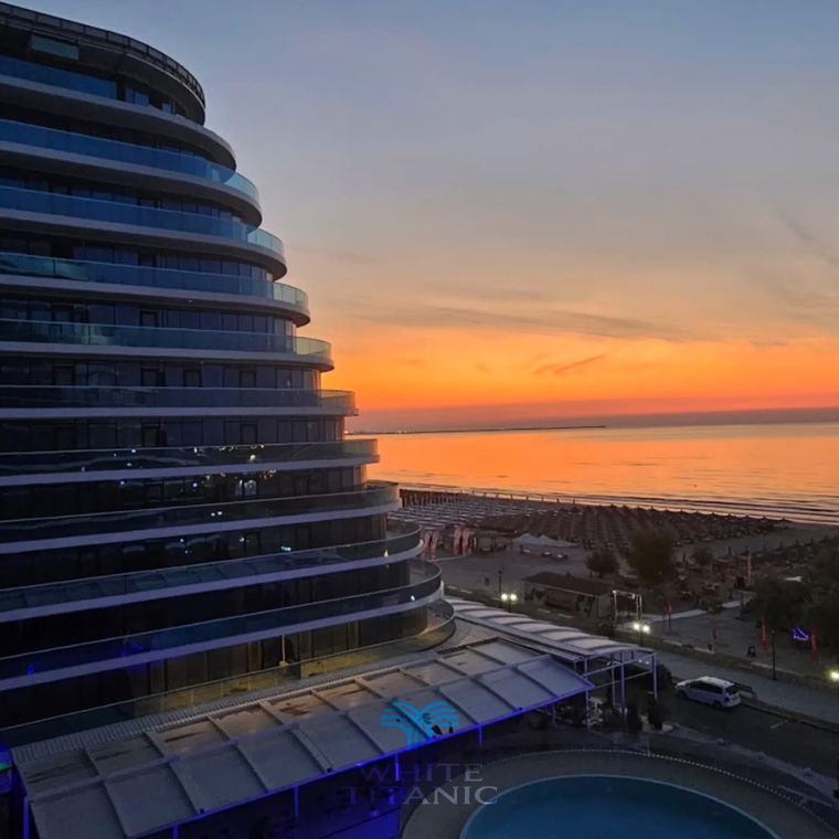 Cazare Mamaia Nord pe noapte – Mirami Studio White Titanic, exterior & împrejurimi