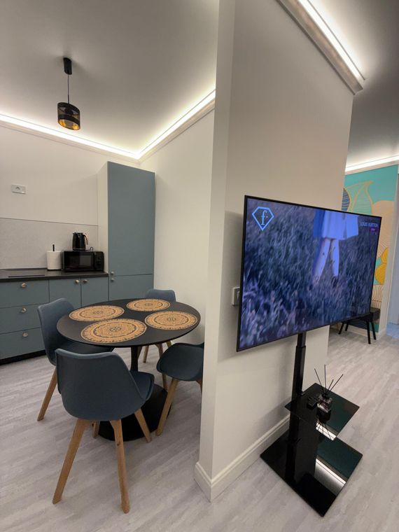 Cazare Mamaia Nord pentru două cupluri – Mirami Studio White Titanic, living