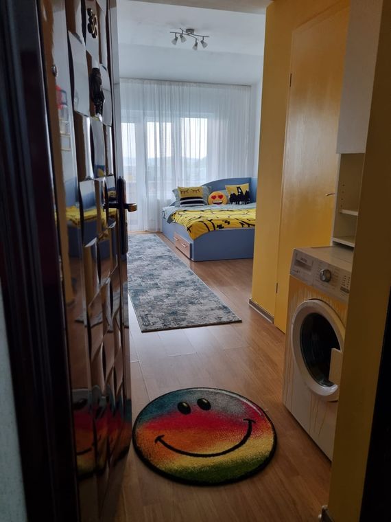 Cazare Suceava direct de la proprietar – Smile Studio Suceava, hol & intrare